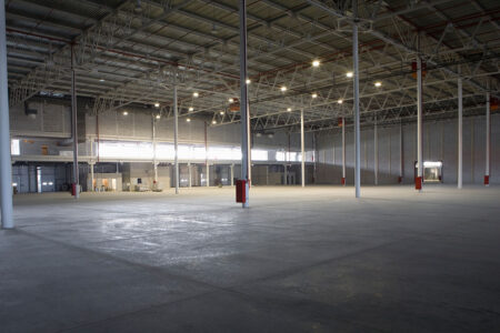 warehouse-empty-thinkstock